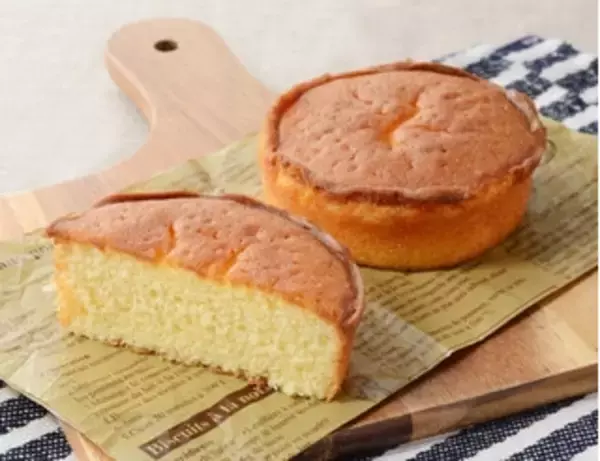 「今週新発売のしっとりまとめ！『エイジニッタ監修ロールケーキマロン』、『スイートポテト蒸しケーキ』など♪」の画像