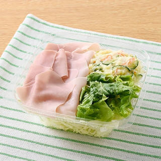 今週新発売のキャベツまとめ！『超大盛やきそばＰＥＹＯＵＮＧ　ＰＲＥＭＩＵＭ』、『香ばし炒めの豚ロース生姜焼き』など♪