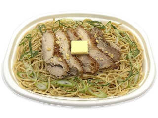 今週新発売のコンビニパスタまとめ！『冷製生パスタ　海老とトマトクリーム』、『胡麻香る担々風パスタサラダ』など♪