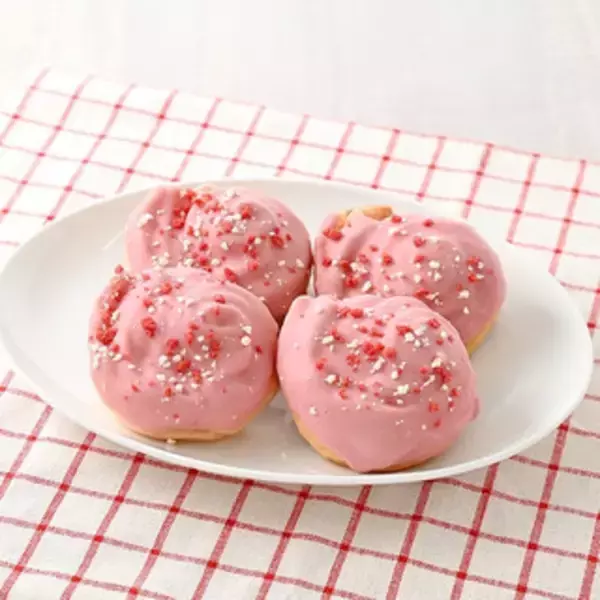 「今週新発売のもちもちまとめ！『もちもち食感ひとくちドーナツ』、『いちごモッチ』など♪」の画像