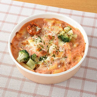 今週新発売のトマト料理まとめ！『魚介とトマトの旨み！ペスカトーレ』、『さば竜田のトマトソース仕立て』など♪