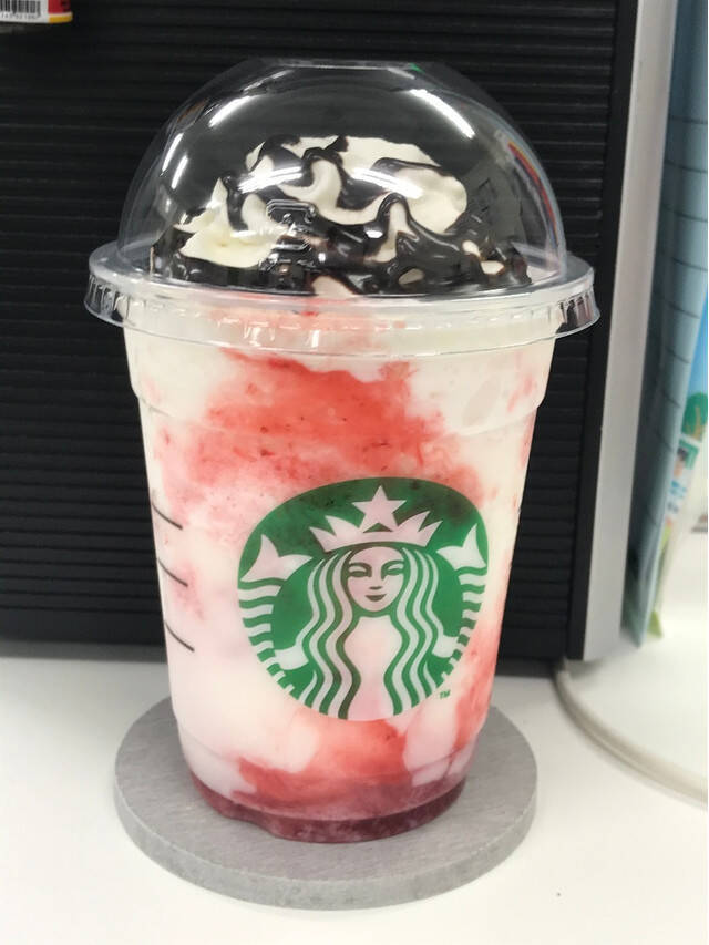 見た目も華やかなひんやりドリンク♡『スターバックスフラペチーノ』の「おすすめ」人気ランキングTOP3