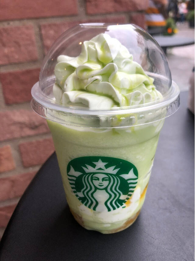 見た目も華やかなひんやりドリンク♡『スターバックスフラペチーノ』の「おすすめ」人気ランキングTOP3