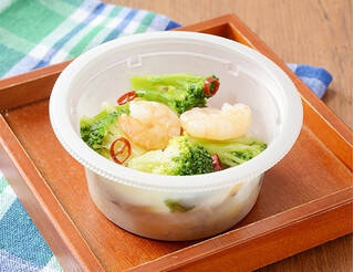 今週新発売の海老まとめ！『堅あげポテト匠味　香ばし伊勢海老しお味』、『ＲＯＬＬサンド　海老アボカドソース』など♪