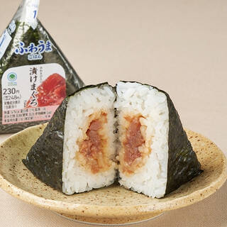 今週新発売のファミマおにぎりまとめ！『だしごはん　昆布おむすび』、『サンドおむすび　鎌倉黄金メンチカツ』など♪