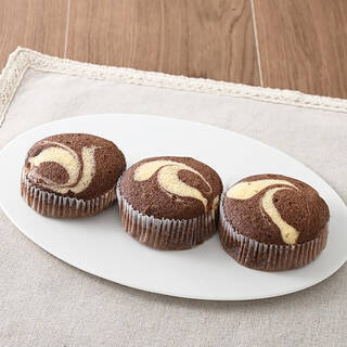 今週新発売のファミマパンまとめ！『たっぷりクリームのクレームブリュレパン』、『アップルクリームｉｎブリュレ風デニッシュ』など♪