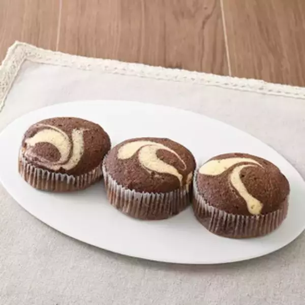 「今週新発売のファミマパンまとめ！『たっぷりクリームのクレームブリュレパン』、『アップルクリームｉｎブリュレ風デニッシュ』など♪」の画像