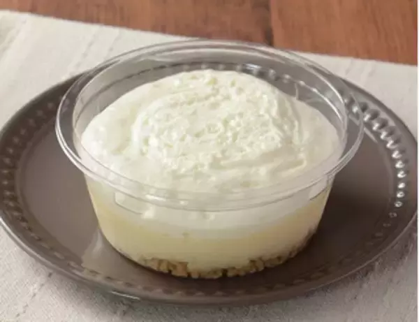 「今週新発売のUchi Cafe’まとめ！『盛りすぎ！大きなチョコシュー　チョコクリーム＆ホイップ』、『雲ふわティラミス』など♪」の画像