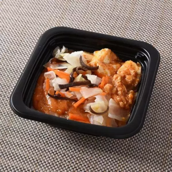 「今週新発売のファミマお惣菜まとめ！『ＣＵＲＲＹ　ＵＰ監修　チキンキーマカレー​』、『麻辣しらたき』など♪」の画像