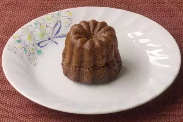 「ローソンどらもっち、人気フレーバーで華麗に登場！　盛りすぎもあるよ！：今週のコンビニスイーツランキング」の画像