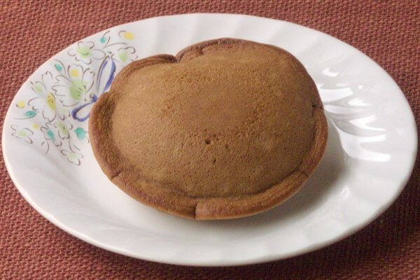 ローソンどらもっち、人気フレーバーで華麗に登場！　盛りすぎもあるよ！：今週のコンビニスイーツランキング