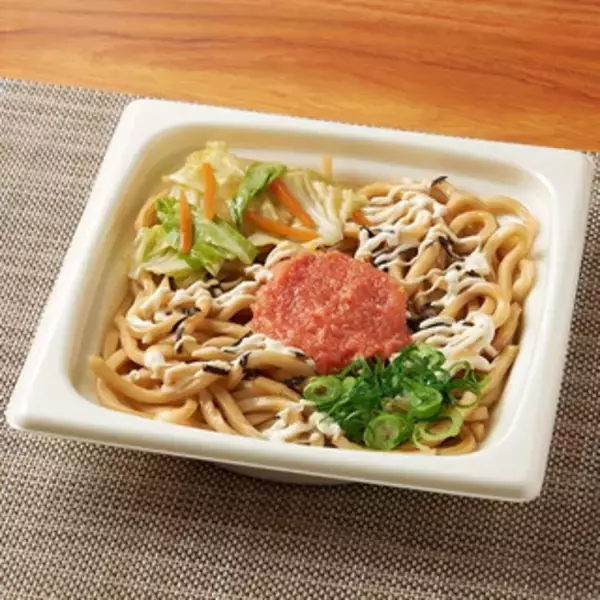 「今週新発売のマヨネーズ味まとめ！『手巻おにぎり　海老マヨネーズ』、『炙りベーコンおむすび　チーズマヨネーズ入』など♪」の画像