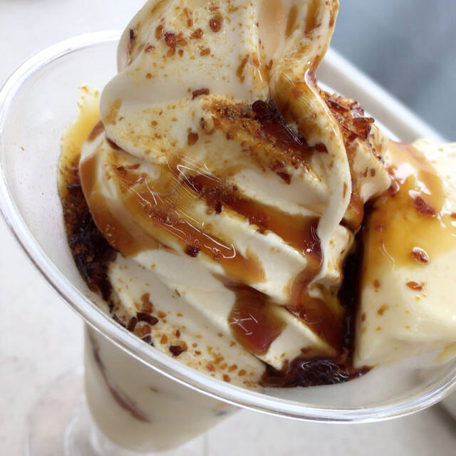 クリームたっぷり重なる美味しさ♪『パフェ系コンビニスイーツ』の「おすすめ」人気ランキングTOP3