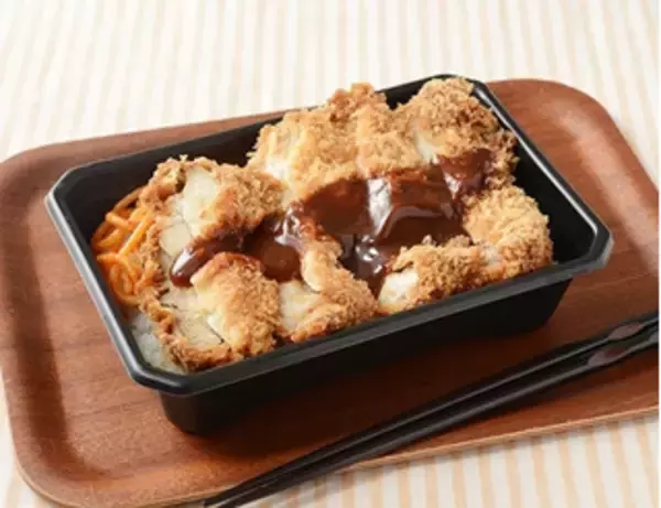 「今週新発売のコンビニ寿司・コンビニ弁当まとめ！『４種のチーズで濃厚　カルボごはん』、『きのこのオムハヤシ』など♪」の画像