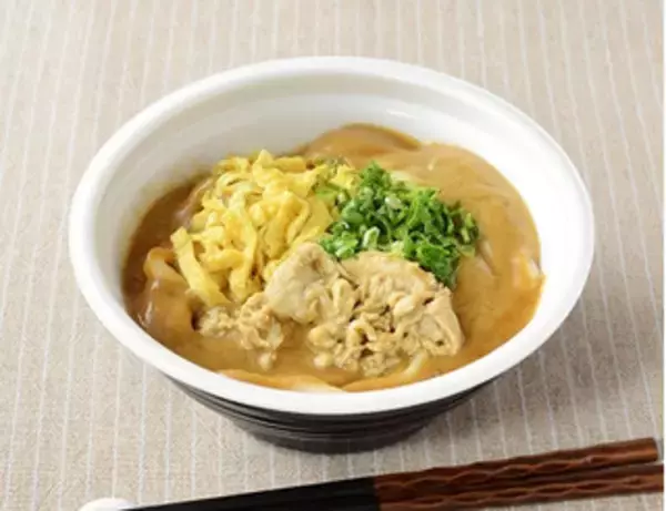 「今週新発売のうどんまとめ！『鶏肉と野菜の寄せ鍋風スープ　うどん入り』、『海老天味噌煮込みうどん』など♪」の画像