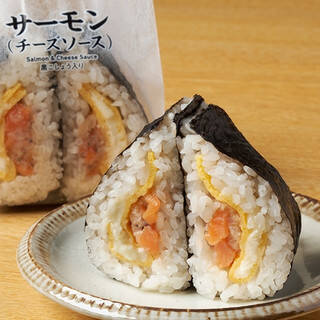 今週新発売の寿司まとめ！『もったいない手巻寿司　サーモンわさび醤油』、『いなり』など♪