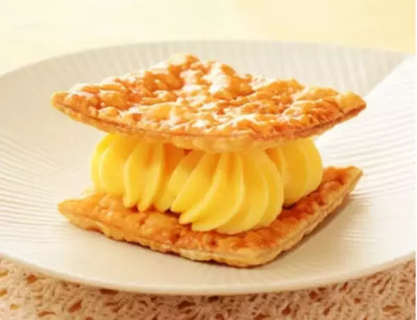 「今週新発売のローソンスイーツまとめ！『草餅　つぶあん』、『くるみ餅で巻いたもち食感ロール　みたらし』など♪」の画像