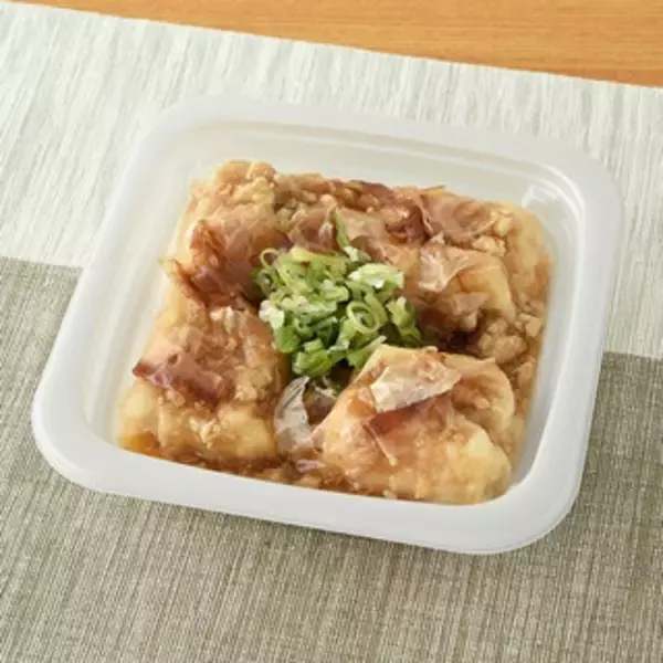 「今週新発売のファミマお惣菜まとめ！『スープあふれる小籠包』、『ねぎ盛！ザーサイと蒸し鶏野菜和え』など♪」の画像