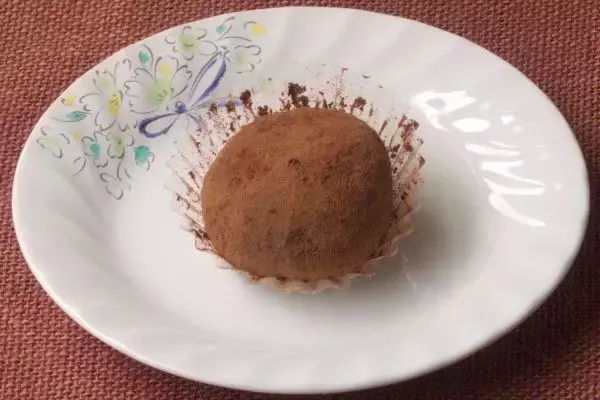 「ローソン新作どらもっち！　抹茶入って風味豊かな二層仕立て！：今週のコンビニスイーツランキング」の画像