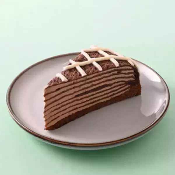 「今週新発売のスイーツまとめ！『ショコラミルクレープ　生チョコレート使用』、『焼き芋のもち食感ロール　紅はるか』など♪」の画像