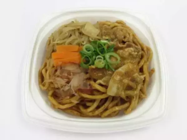 「今週新発売のうどんまとめ！『鶏すき鍋うどん入り』、『パリパリ麺のサラダ』など♪」の画像