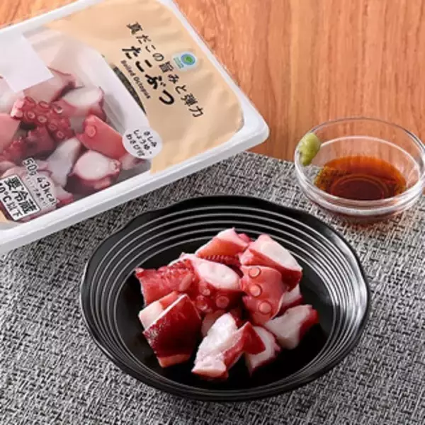 「今週新発売のファミマお惣菜まとめ！『たんぱく質６．８ｇタンスティック　ハリッサ風味』、『さわやかな柚子の香りいか柚子七味焼き』など♪」の画像