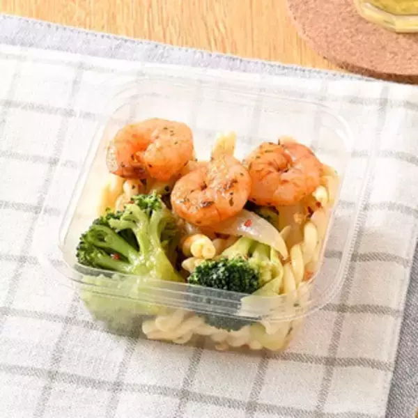 「今週新発売のファミマお惣菜まとめ！『たんぱく質６．８ｇタンスティック　ハリッサ風味』、『さわやかな柚子の香りいか柚子七味焼き』など♪」の画像