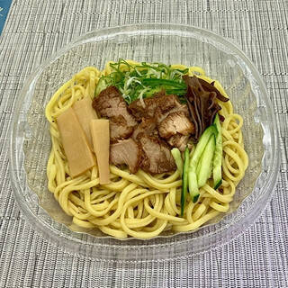 今週新発売の濃厚な食べものまとめ！『ベビースタードデカイラーメン　レモン香る濃厚伊勢海老味』、『黒マー油と香ばし麺の濃厚豚骨焼ラーメン』など♪
