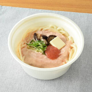 今週新発売のうどんまとめ！『豚肉と豆腐のチゲうどん』、『カルボナーラクリームうどん』など♪