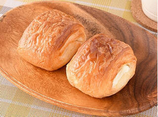 今週新発売のファミマパンまとめ！『いちごのフルーツサンド』、『ミニパリジャンチリチキン』など♪