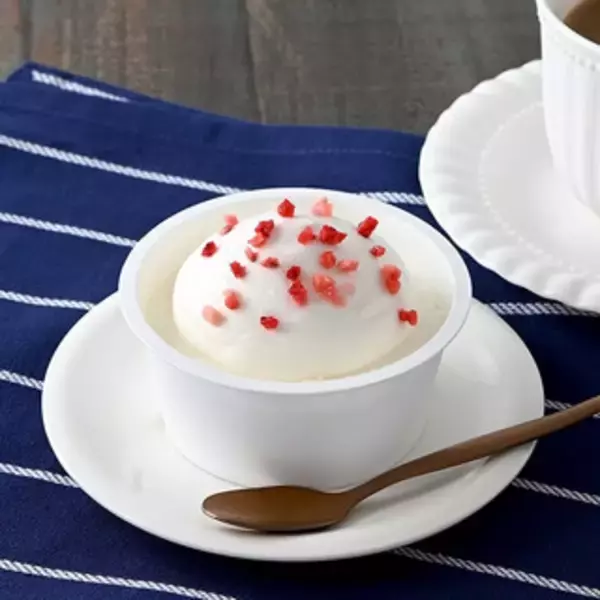 「今週新発売のスイーツまとめ！『エッセル　スーパーカップ　チョコミント』、『北海道産メロン使用メロンクリーム大福』など♪」の画像