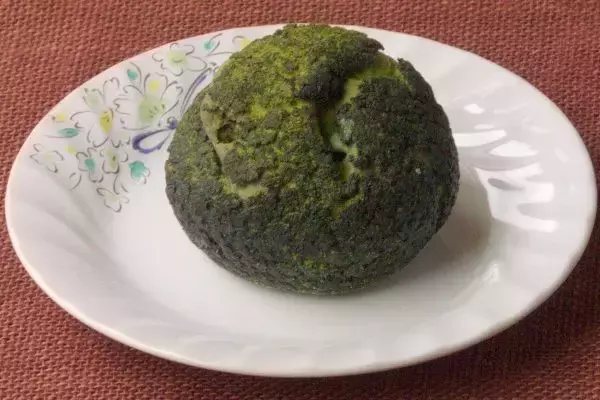 「ローソンx森半まだまだ続く！　幸せ引き立つ抹茶の風味、ほろ苦さ！：今週のコンビニスイーツランキング」の画像