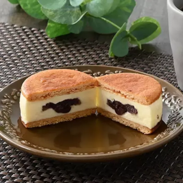 「今週新発売のスイーツまとめ！『伊藤久右衛門監修　宇治抹茶クレープ』、『伊藤久右衛門監修　冷やし葛まんじゅう　宇治抹茶餡』など♪」の画像