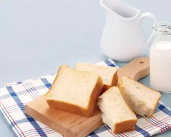 「今週新発売の食パン・ロールパンまとめ！『宇治抹茶あんトースト』、『湯捏ね仕立てのカンパーニュ』など♪」の画像