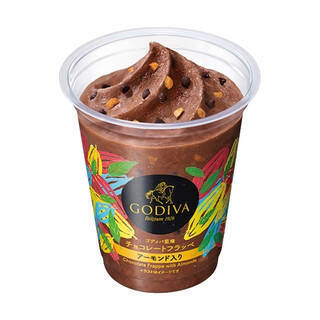 今週新発売のファミリーマートまとめ！『ゴディバ監修チョコレートフラッペ』、『ベリーベリーチーズタルト』など♪