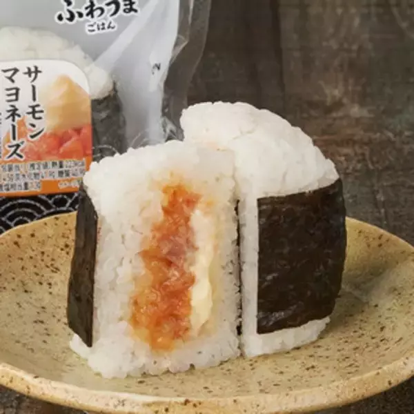 「今週新発売のマヨネーズ味まとめ！『ピザロール　てりマヨチキン』、『直巻　サーモンマヨネーズ』など♪」の画像