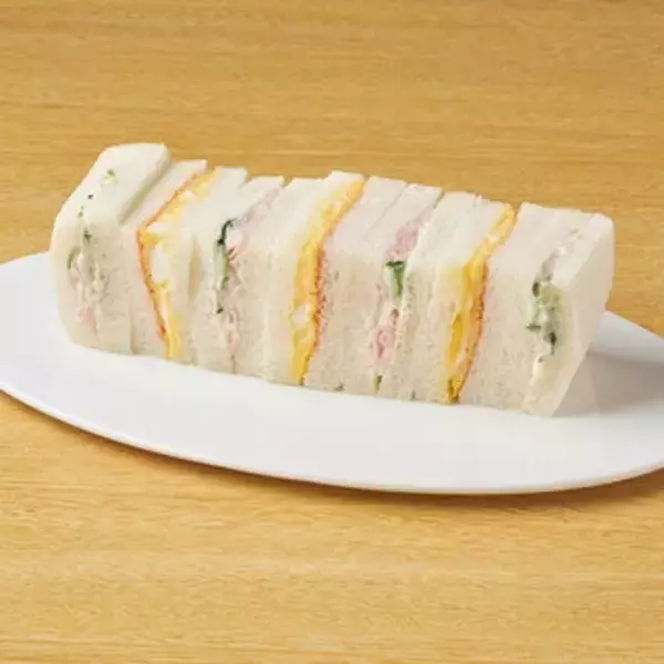 「今週新発売のマヨネーズ味まとめ！『ピザロール　てりマヨチキン』、『直巻　サーモンマヨネーズ』など♪」の画像