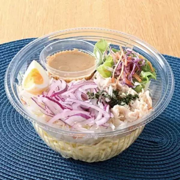 「今週新発売のコンビニパスタまとめ！『大盛グリルチキンのピリ辛トマトソースパスタ』、『唐揚げとにんにく背脂醤油パスタ』など♪」の画像