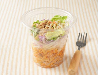 今週新発売のコンビニパスタまとめ！『冷製パスタ　明太クリーム』、『１０種具材の彩りパスタサラダ』など♪