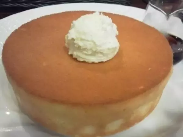 「食べれば幸せなふわふわ食感♡『パンケーキ』のトレンド「食べたい」人気ランキングTOP3」の画像