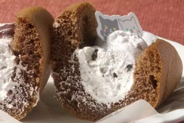 「セブンが贈る和洋折衷わらび餅！？　その見た目はまさしくアレ！：今週のコンビニスイーツランキング」の画像