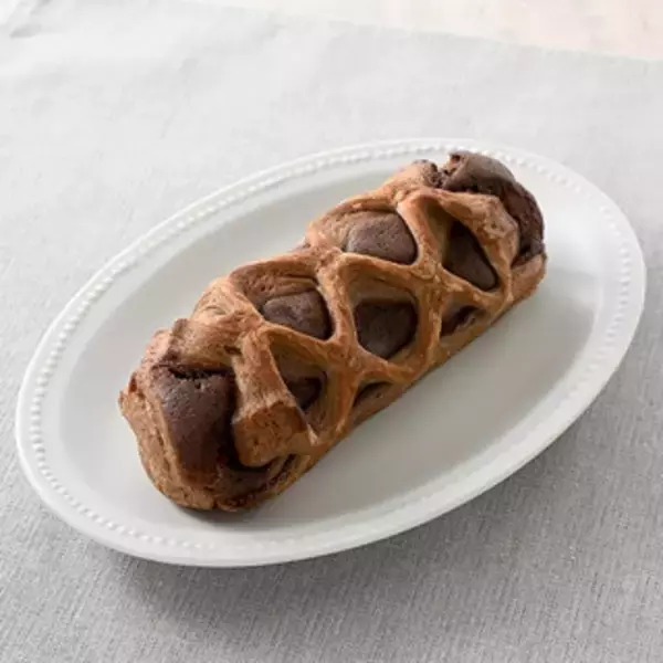 「今週新発売のココア味まとめ！『ピエール　マルコリーニ監修　ヘーゼルナッツのショコラメロンパン』、『ピエール　マルコリーニ監修　ショコラデニッシュラズベリー』など♪」の画像