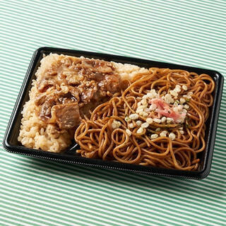 今週新発売の甘辛まとめ！『香ばしさと濃厚な甘辛だれ鮭ハラスの蒲焼き』、『甘辛だれのメンチカツコッペ』など♪