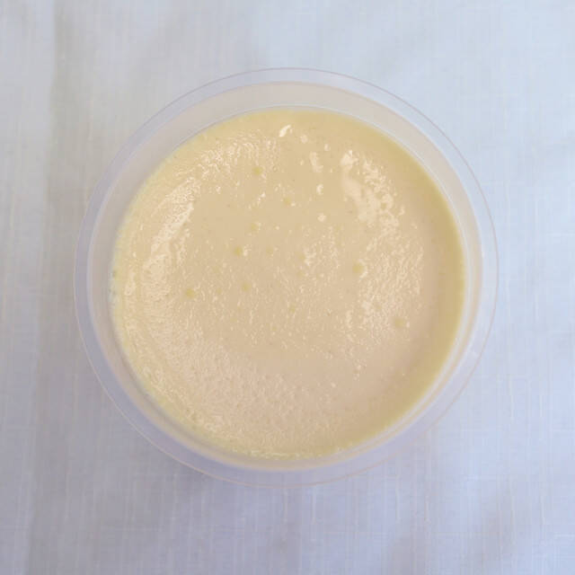 【ファミマスイーツ食レポ】超お得なビッグ「窯出しとろけるプリン」！お値段そのままで40%増量