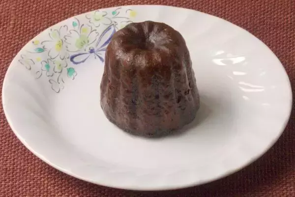 「ファミマ期待の新コラボ！　シューにクレープ大人のお味！？：今週のコンビニスイーツランキング」の画像