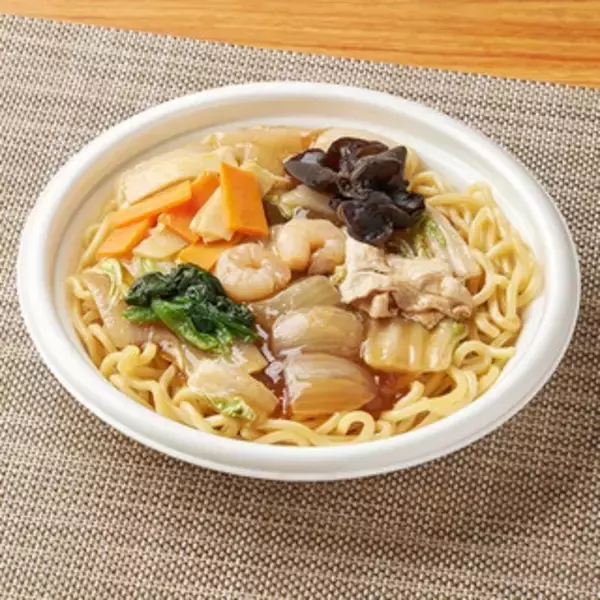 「今週新発売のファミマ麺」の画像