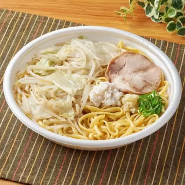 「今週新発売のコンビニパスタまとめ！『プリプリ海老のパスタサラダ』、『重亭監修　オムボロネーゼ』など♪」の画像