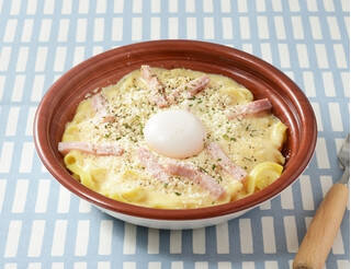 今週新発売のコンビニパスタまとめ！『プリプリ海老のパスタサラダ』、『重亭監修　オムボロネーゼ』など♪