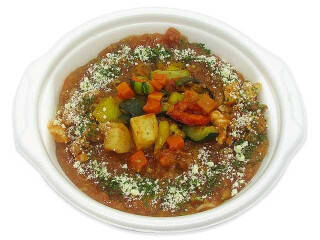 今週新発売のトマト料理まとめ！『とろ～りチーズと卵黄ソースのトマトハンバーグ弁当』、『肉団子と野菜のトマトスープ』など♪