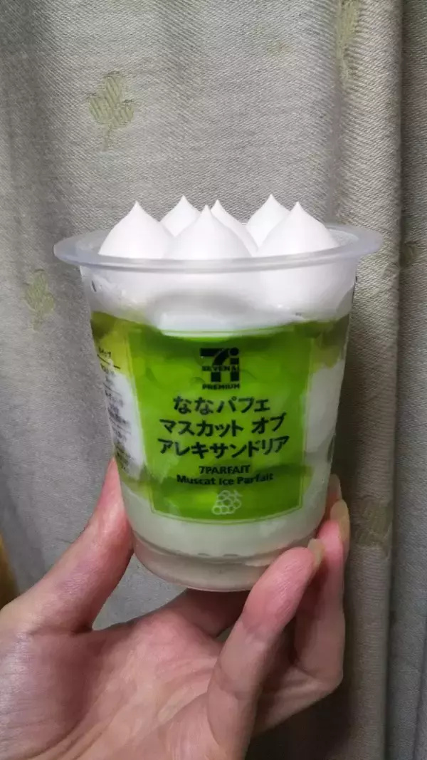 「【2022年8月】セブンスイーツ月間ランキングTOP10！」の画像